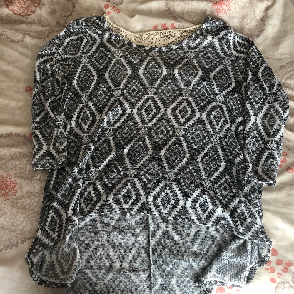 💎 3/20 Aeropostale Mid Sleeve Length Shirt.